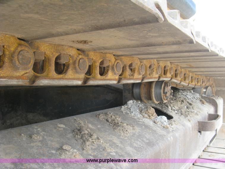 image for item L6366 2001 Caterpillar 320C L excavator