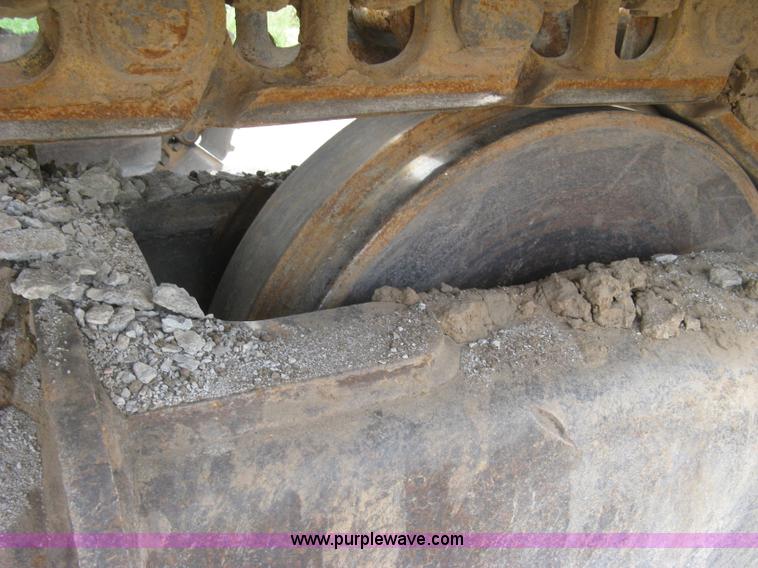 image for item L6366 2001 Caterpillar 320C L excavator