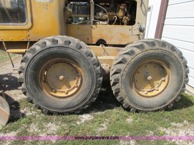 image for item R9468 1961 Caterpillar 112 Series E rigid frame motor grader