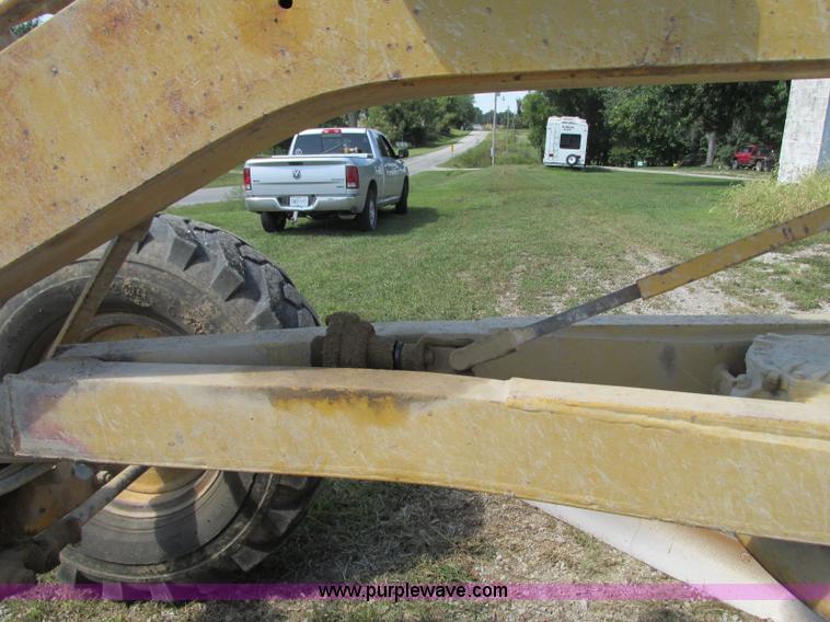 image for item R9468 1961 Caterpillar 112 Series E rigid frame motor grader