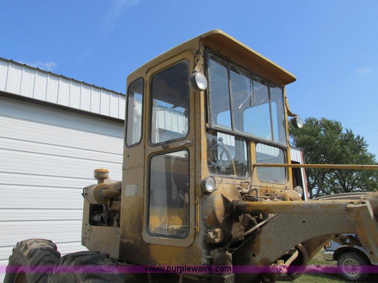 image for item R9468 1961 Caterpillar 112 Series E rigid frame motor grader