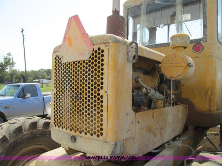 image for item R9468 1961 Caterpillar 112 Series E rigid frame motor grader
