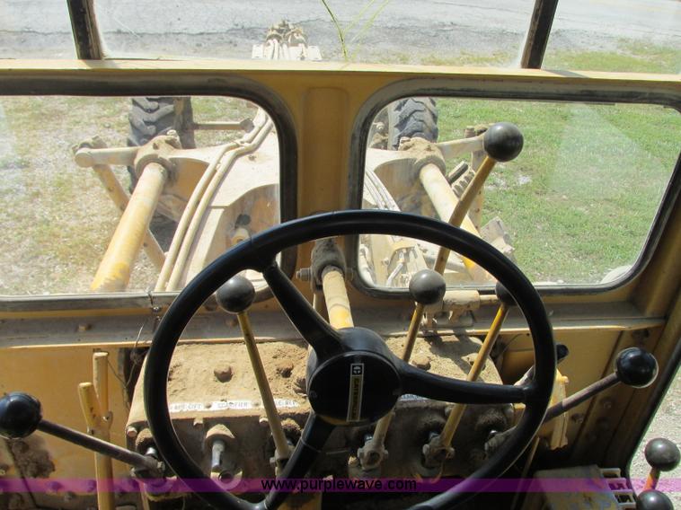 image for item R9468 1961 Caterpillar 112 Series E rigid frame motor grader