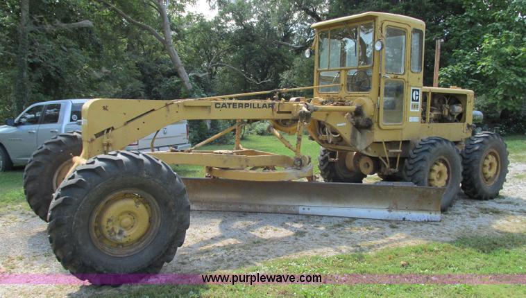 image for item R9469 1966 Caterpillar 120 ridgid frame motor grader