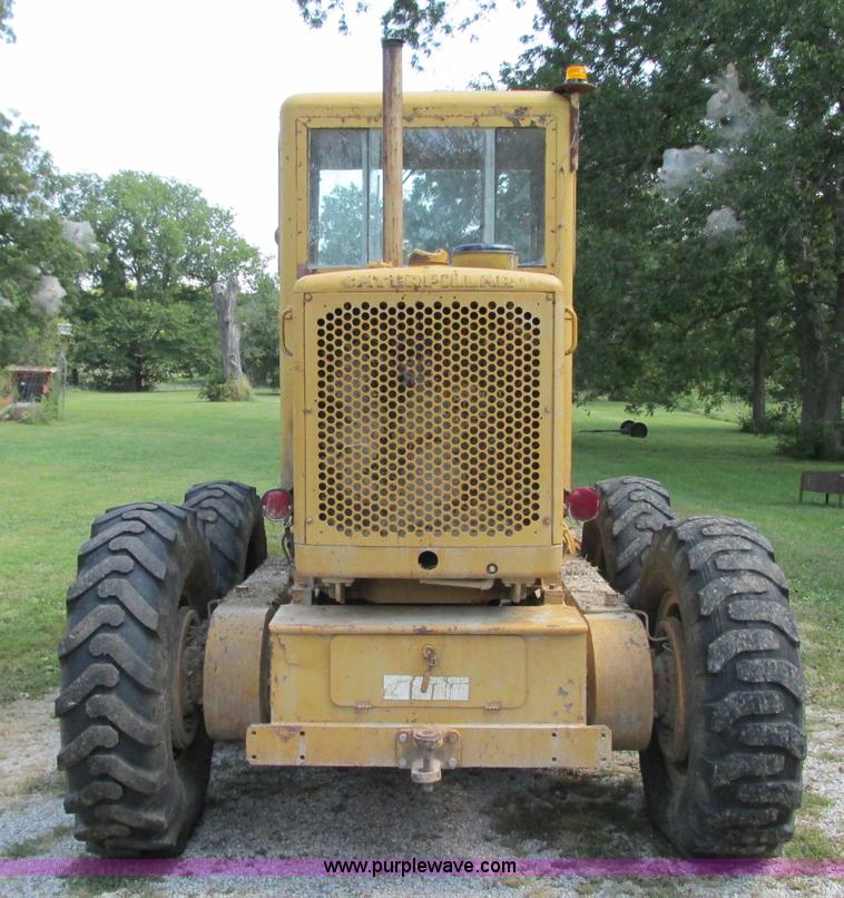 image for item R9469 1966 Caterpillar 120 ridgid frame motor grader