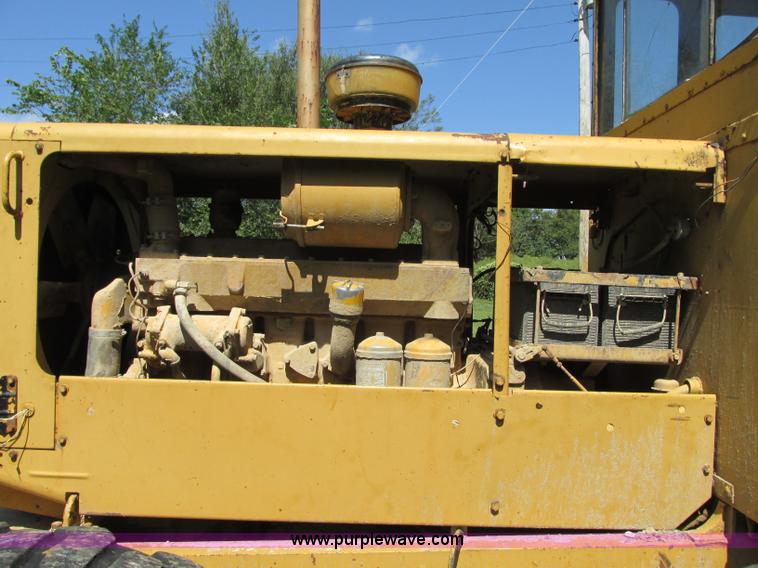 image for item R9469 1966 Caterpillar 120 ridgid frame motor grader