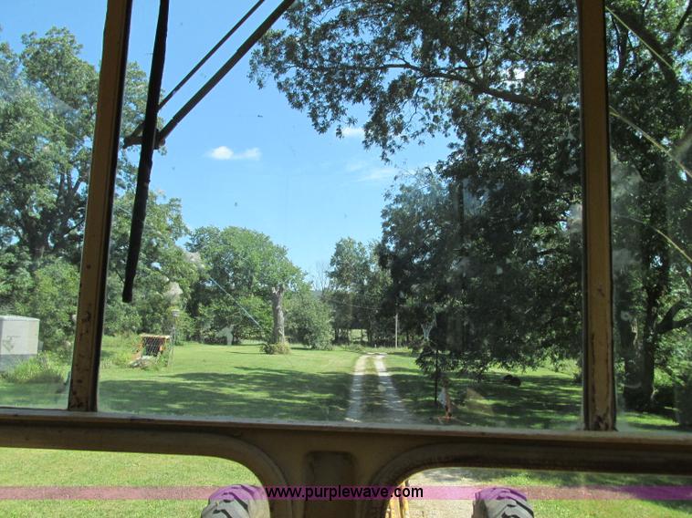 image for item R9469 1966 Caterpillar 120 ridgid frame motor grader