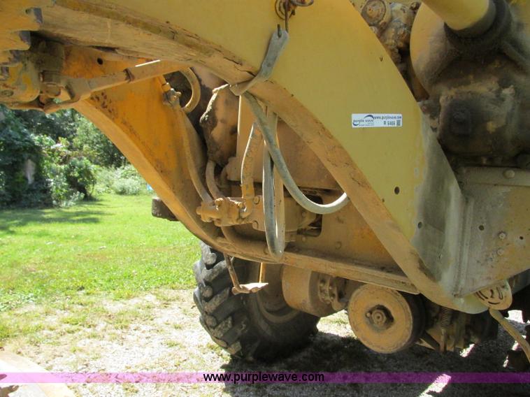 image for item R9469 1966 Caterpillar 120 ridgid frame motor grader