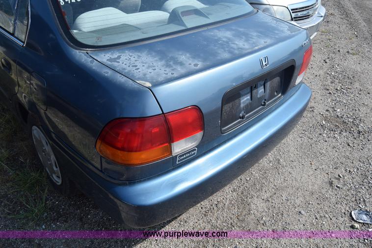 image for item J7236 1997 Honda Civic LX