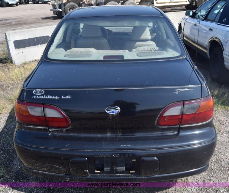 image for item J7237 1999 Chevrolet Malibu LS