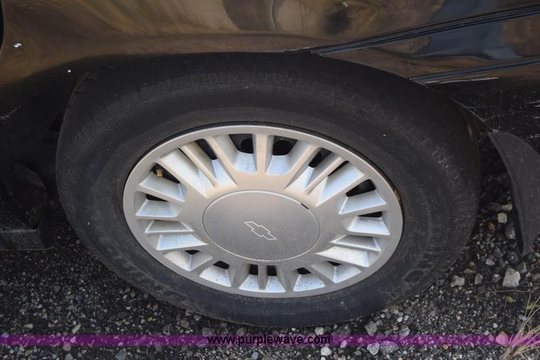 image for item J7237 1999 Chevrolet Malibu LS