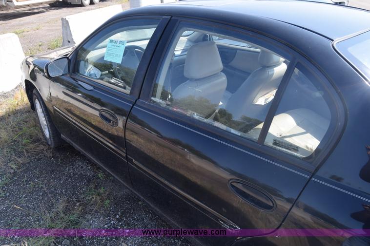 image for item J7237 1999 Chevrolet Malibu LS