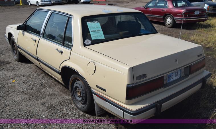 image for item J7239 1986 Buick LeSabre Limited