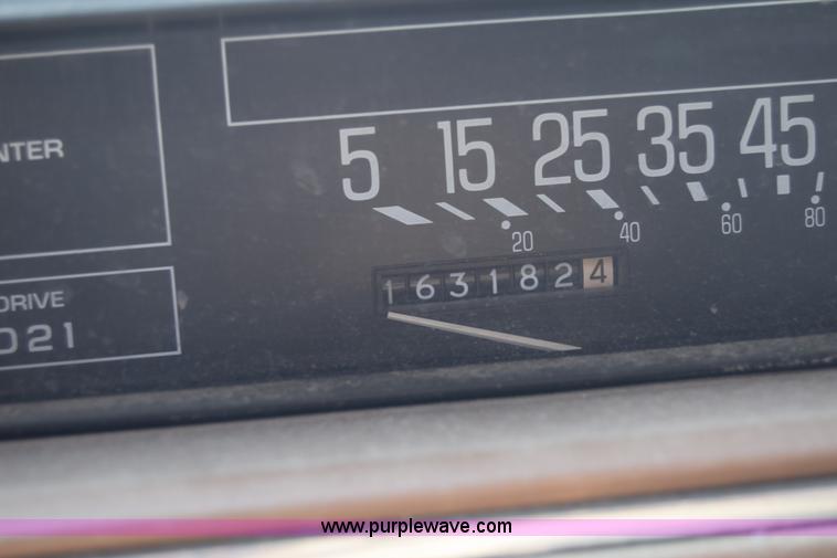 image for item J7239 1986 Buick LeSabre Limited