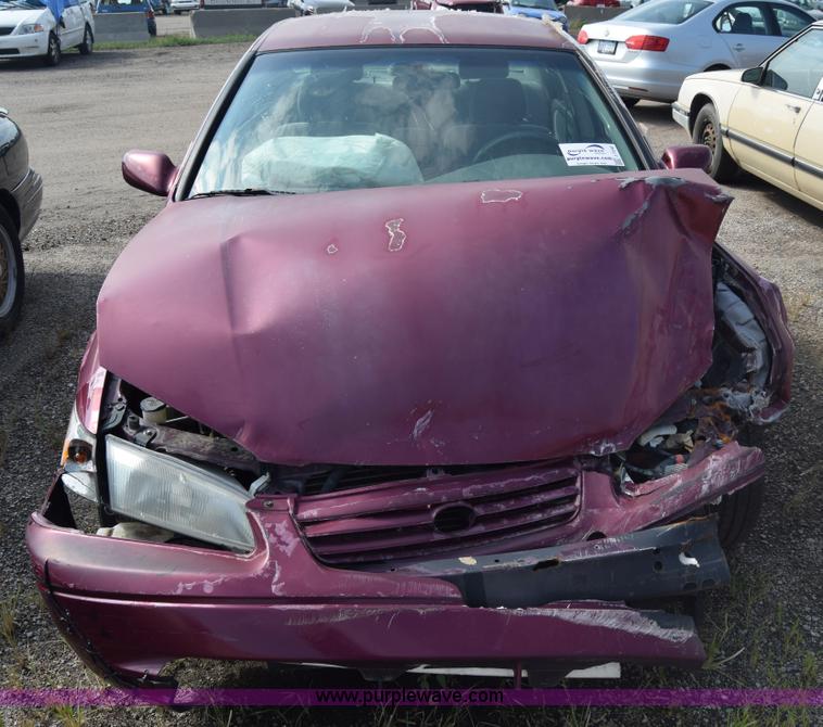 image for item J7240 1997 Toyota Camry