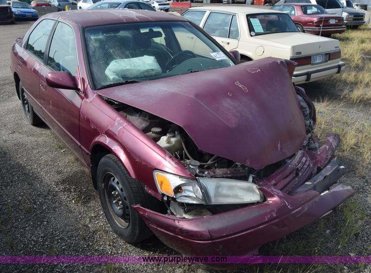 image for item J7240 1997 Toyota Camry