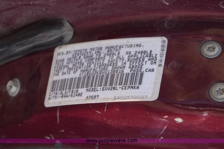 image for item J7240 1997 Toyota Camry