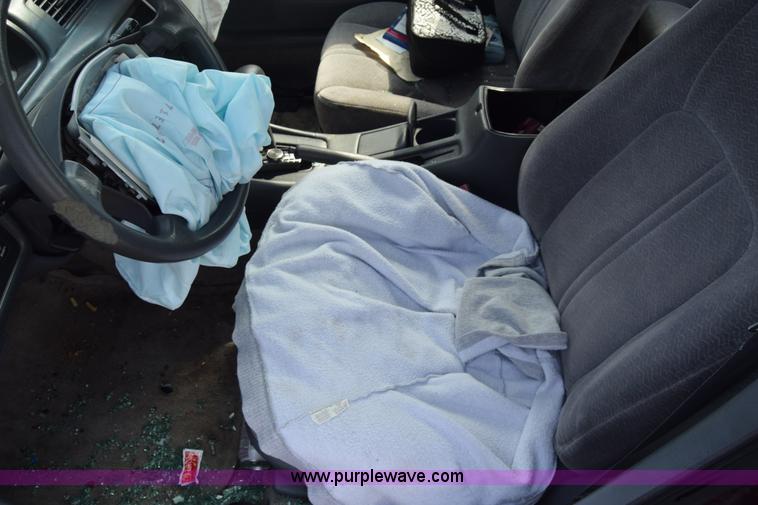 image for item J7240 1997 Toyota Camry