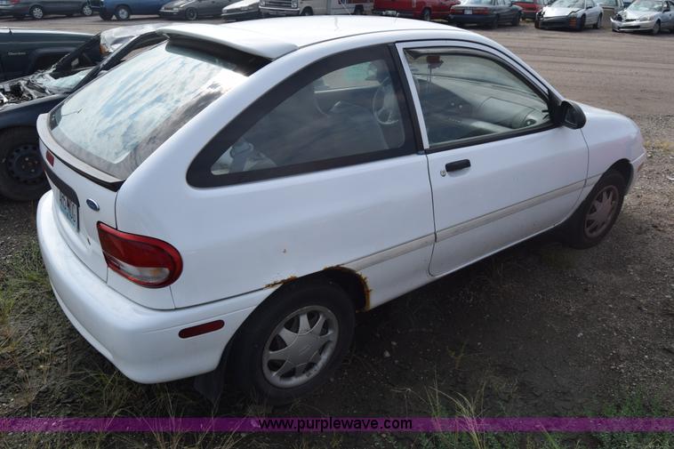 image for item J7243 1997 Ford Aspire