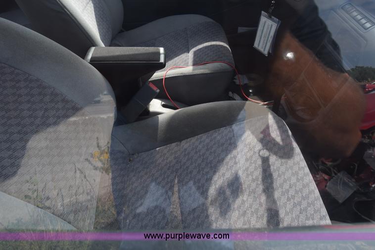 image for item J7243 1997 Ford Aspire