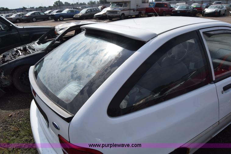 image for item J7243 1997 Ford Aspire