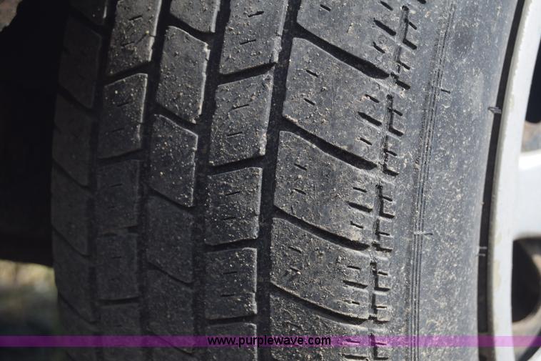 image for item J7243 1997 Ford Aspire