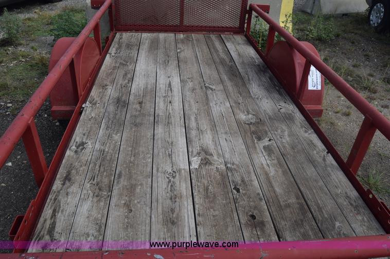 image for item J7245 2007 Road Clipper utility trailer