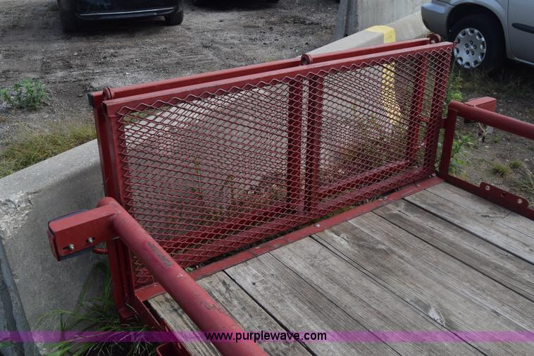 image for item J7245 2007 Road Clipper utility trailer