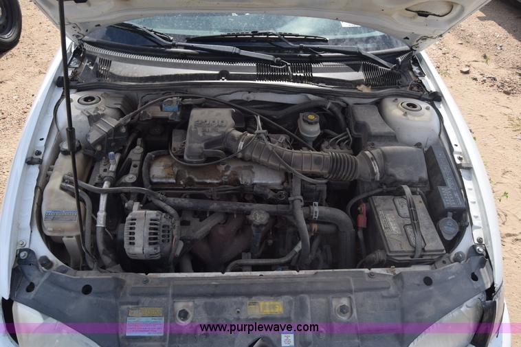 image for item J8011 2002 Chevrolet Cavalier