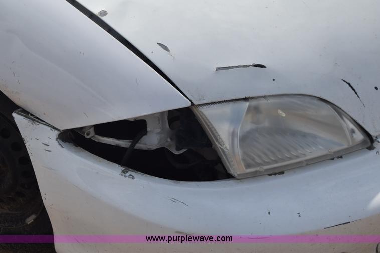 image for item J8011 2002 Chevrolet Cavalier