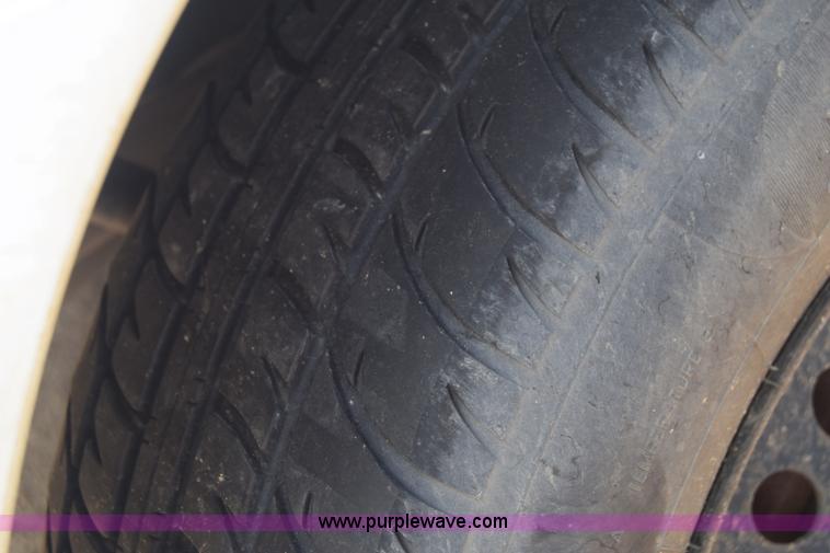 image for item J8011 2002 Chevrolet Cavalier