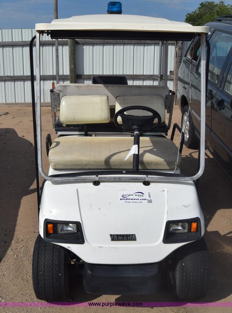 image for item J8012 1999 Yamaha golf cart
