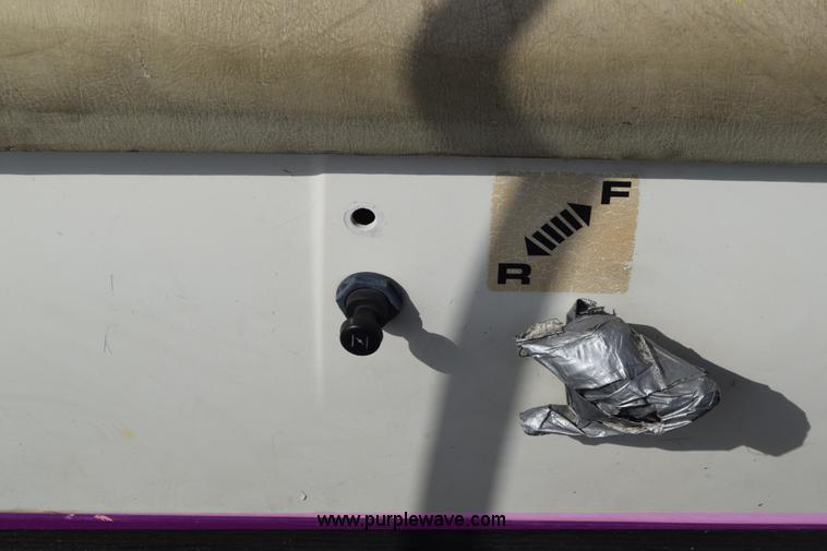 image for item J8012 1999 Yamaha golf cart