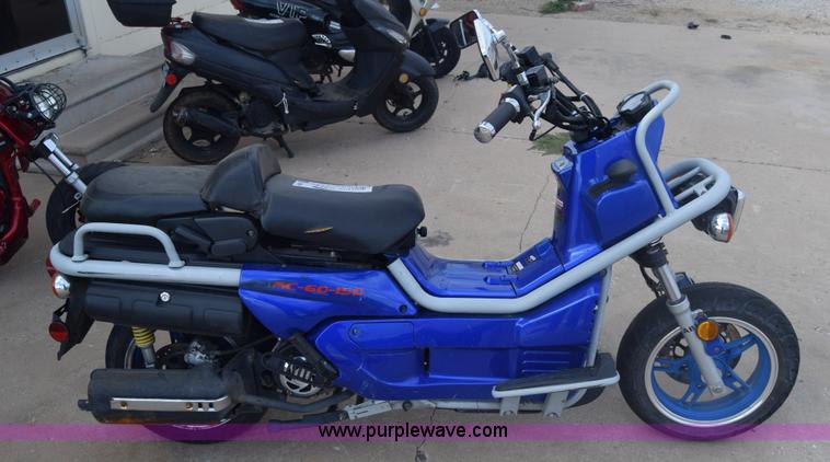 image for item J8014 2007 Basham MC60 moped