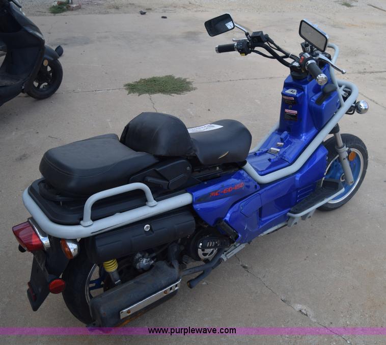 image for item J8014 2007 Basham MC60 moped