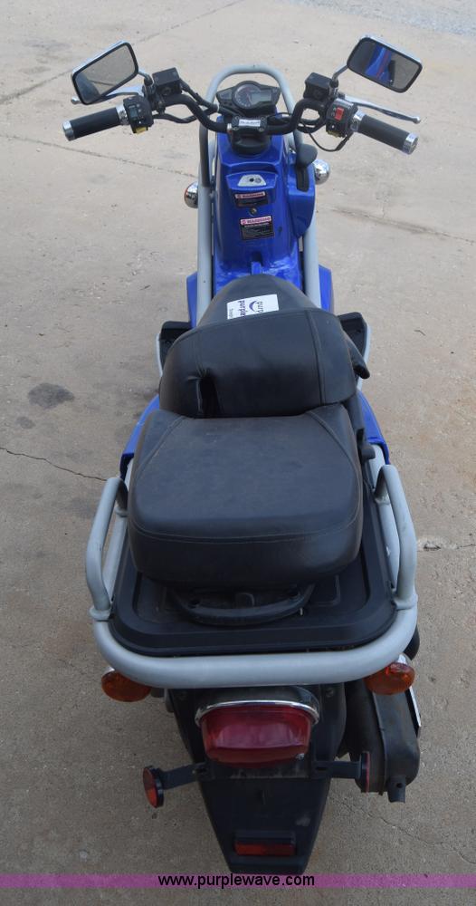 image for item J8014 2007 Basham MC60 moped