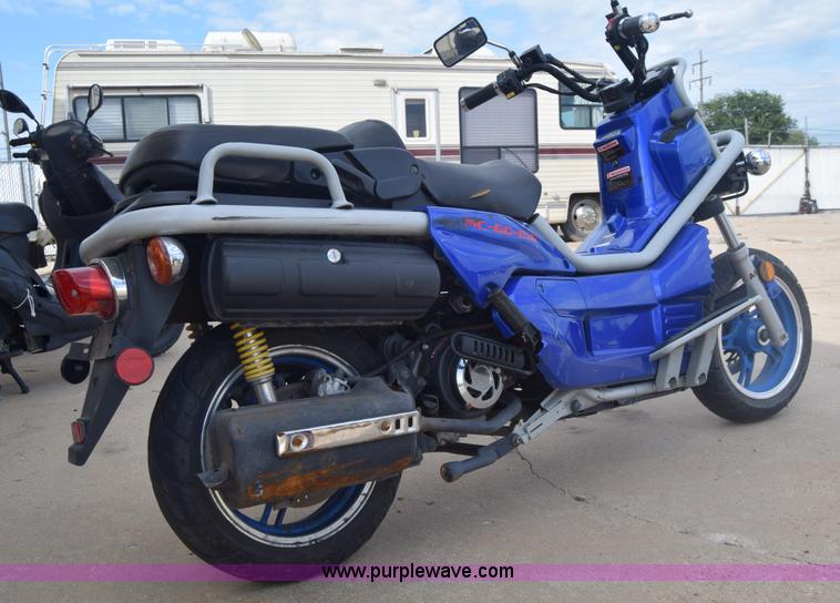image for item J8014 2007 Basham MC60 moped