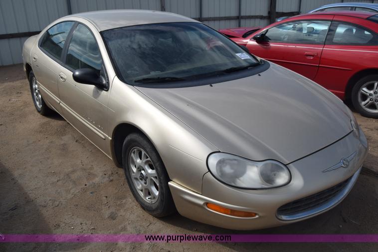 image for item J8015 2000 Chrysler Concorde