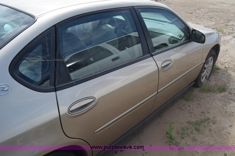 image for item J8016 2005 Chevrolet Impala
