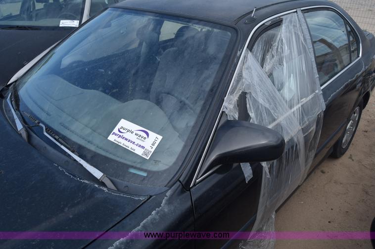 image for item J8017 1997 Honda Civic