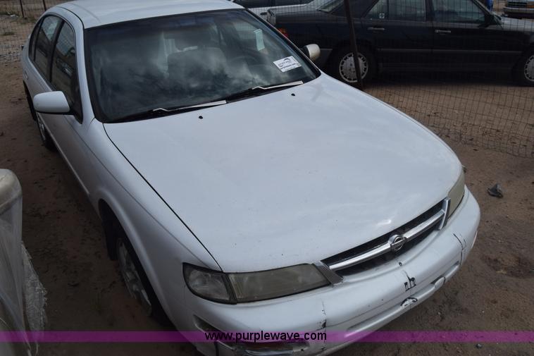 image for item J8018 1997 Nissan Maxima