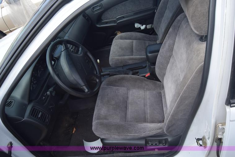 image for item J8018 1997 Nissan Maxima