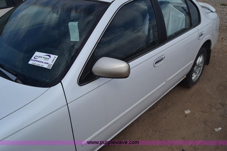 image for item J8018 1997 Nissan Maxima