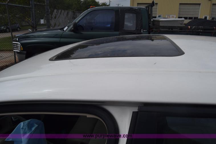 image for item J8020 2003 Chevrolet Impala LS