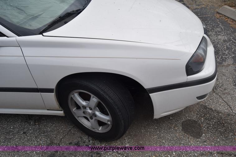 image for item J8020 2003 Chevrolet Impala LS