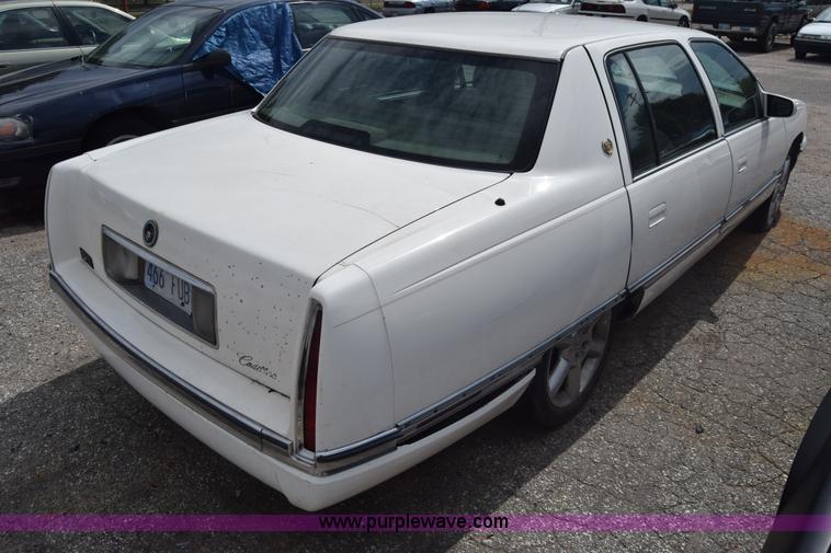 image for item J8022 1995 Cadillac DeVille