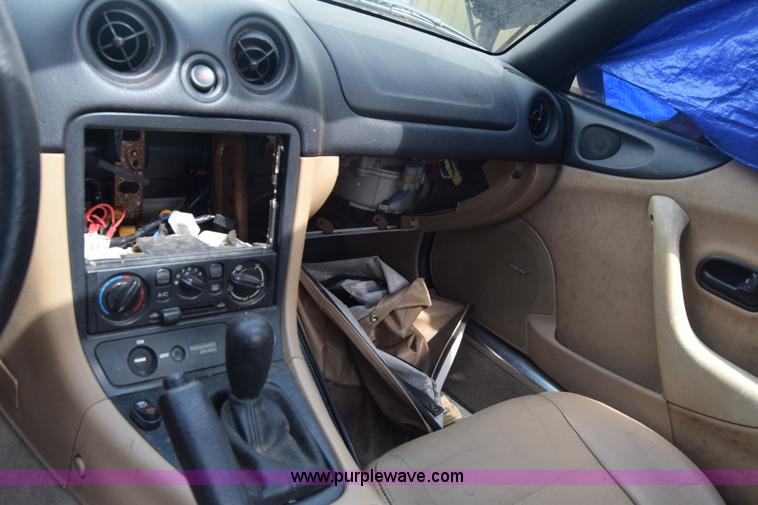 image for item J8023 1999 Mazda MX-5 Miata