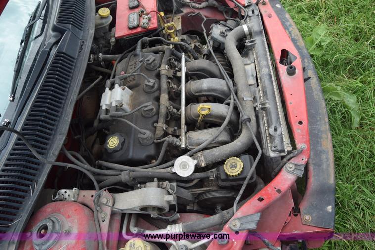 image for item J8026 2000 Plymouth Neon