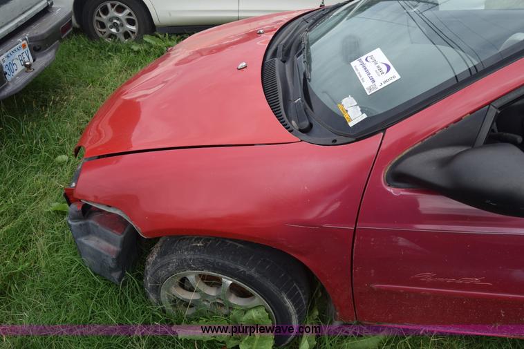 image for item J8026 2000 Plymouth Neon