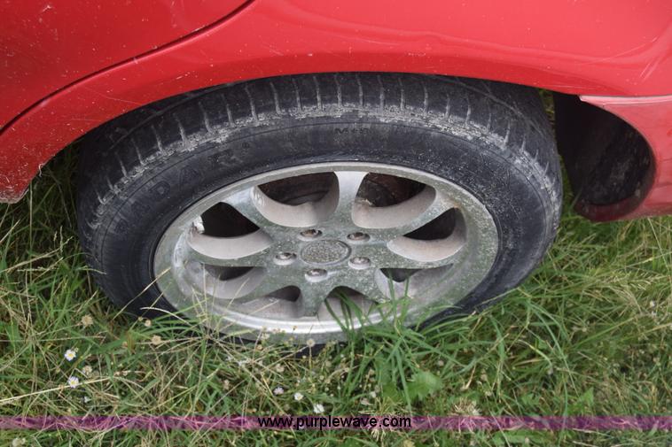 image for item J8026 2000 Plymouth Neon